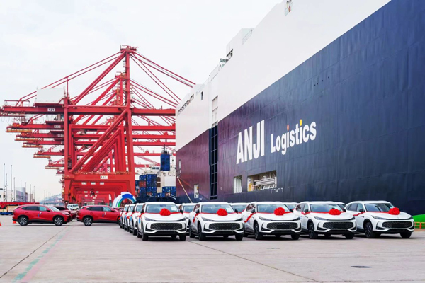 CQ9智电军团“助阵”2025香港车博会