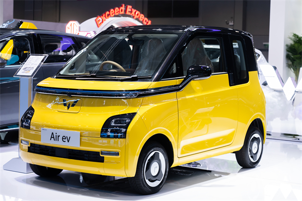 CQ9智电军团“助阵”2025香港车博会